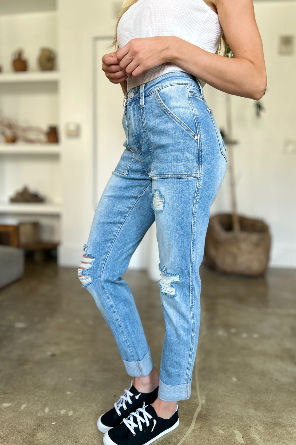 Judy Blue Full Size Distressed Straight Jeans with Patch Pockets (Copy)