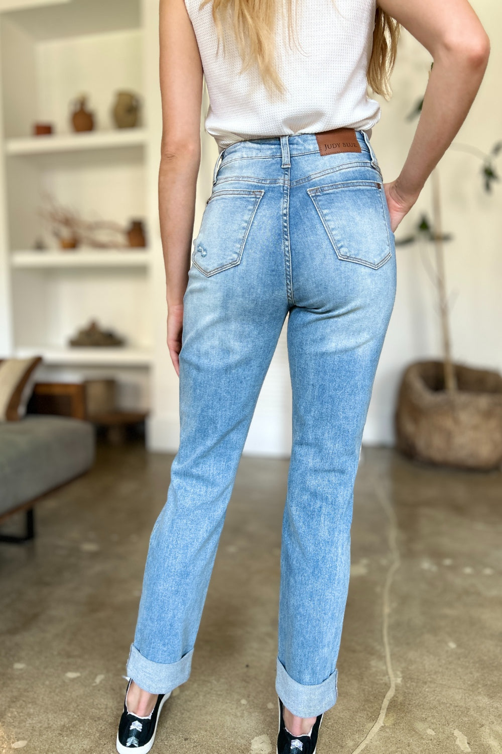 Judy Blue Full Size Distressed Straight Jeans with Patch Pockets (Copy)