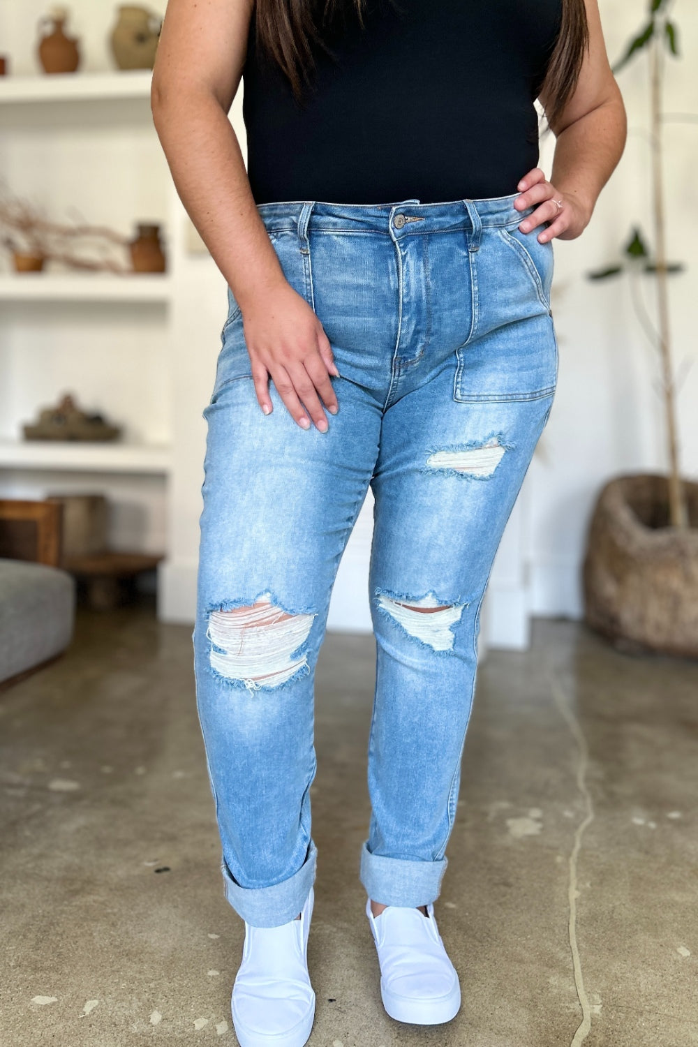 Judy Blue Full Size Distressed Straight Jeans with Patch Pockets (Copy)